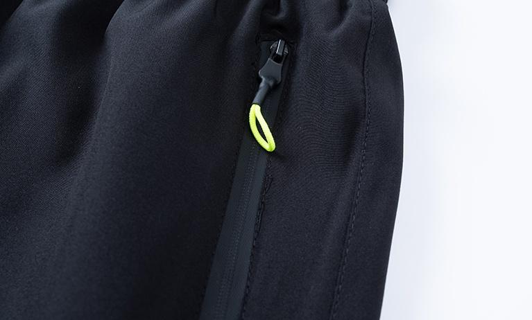 Men’s summer quick-dry athletic shorts, elastic waistband drawstring running shorts, zippered pockets, casual comfortable style, fashionable versatile solid color minimalist design