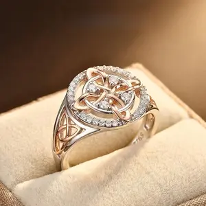 Rose Gold Plated Celtic Knot Ring, Anillo Nudo de Bruja Plata Witch Knot Jewelry, Cubic Zirconia Decorated Witches Knot Ring, Witchtok Witch Jewerly Pagan Jewelry for Devotion for Protection`