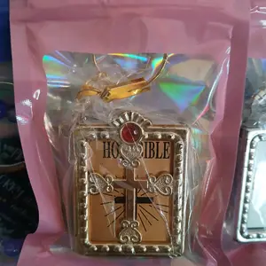 GOLD MINI BIBLE KEYCHAIN