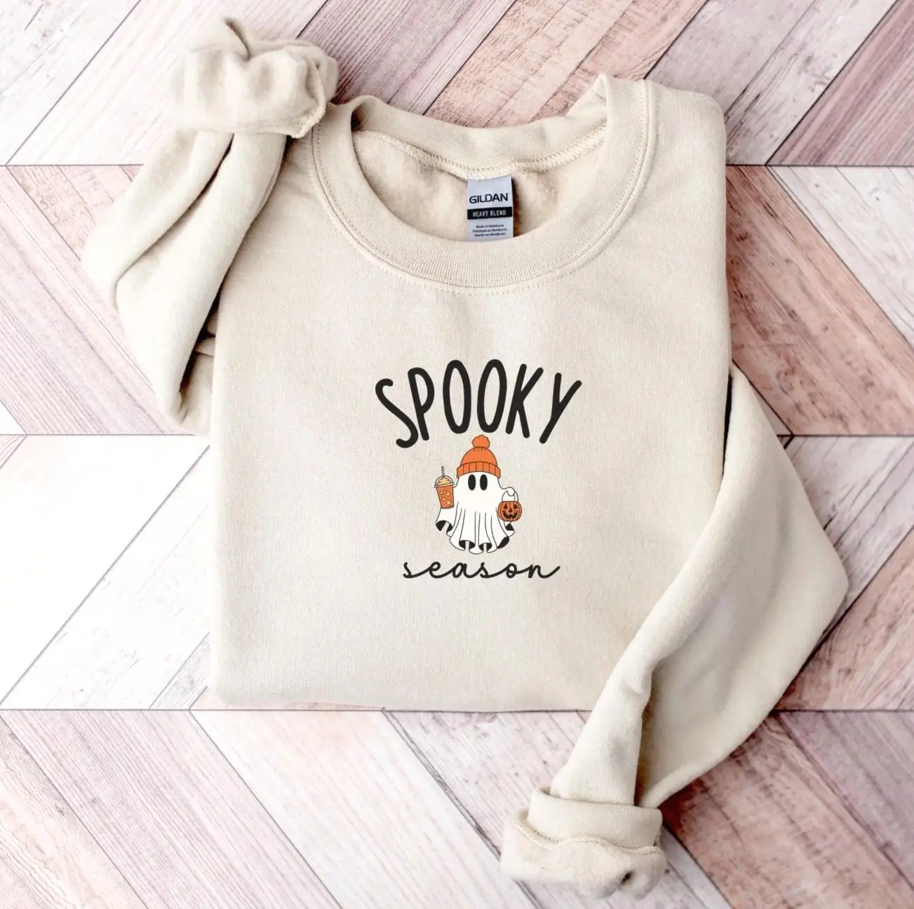 Spooky Season Sweatshirt, Vintage Halloween Pumpkin Crewneck, Cozy Fall Vibes Autumn Sweater, Spooky Season Outfit, Halloween Party Graphic Apparel, Cozy Autumn Aesthetic Clothes, Spooky Vibes Jumper, Cozy Spooky Fall Gift for Women & Men