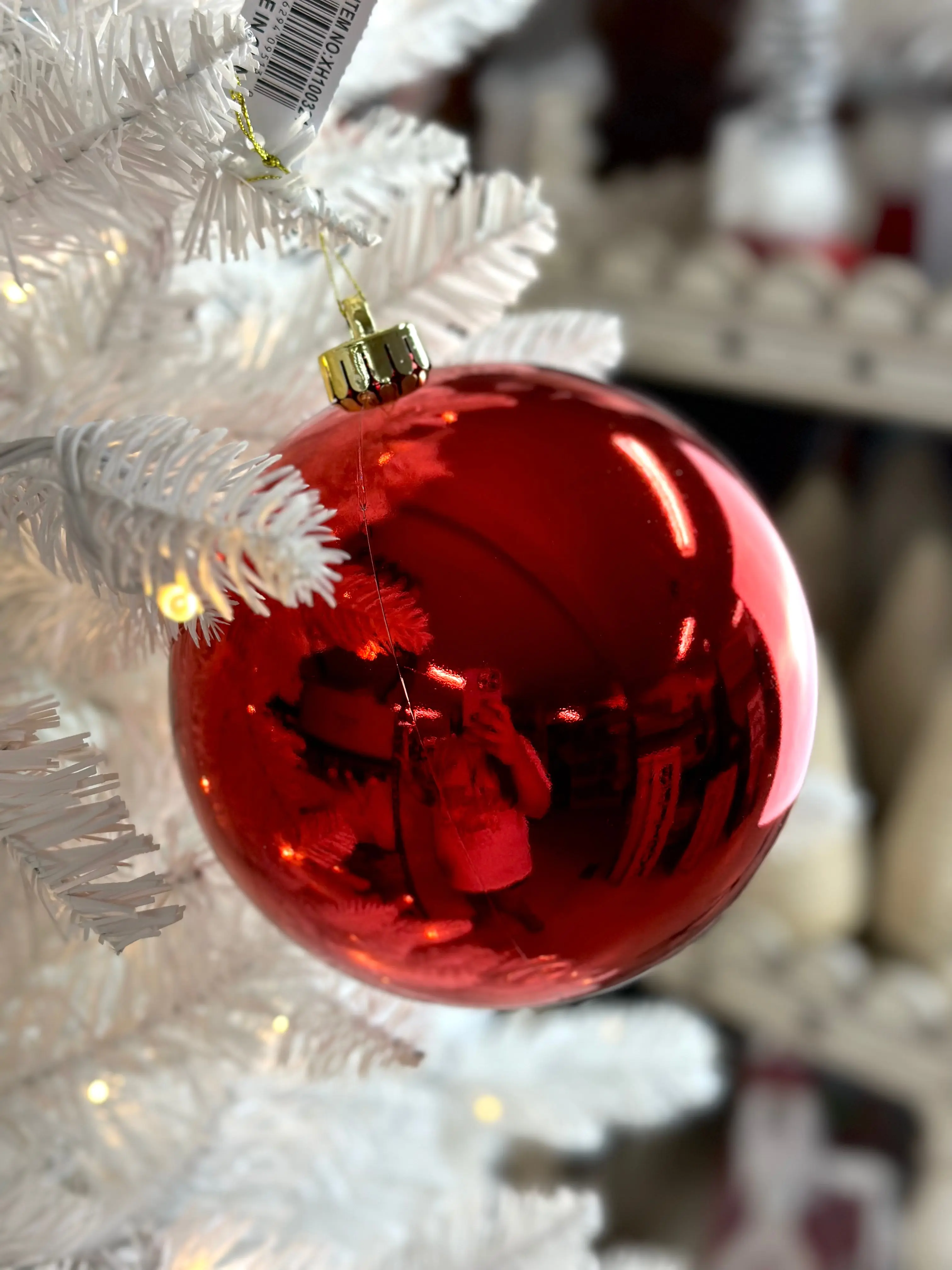 6 Inch Shiny Red Smooth Ornament Ball