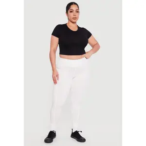 Plus Size Solid High Waisted Leggings with Cell Phone Pockets