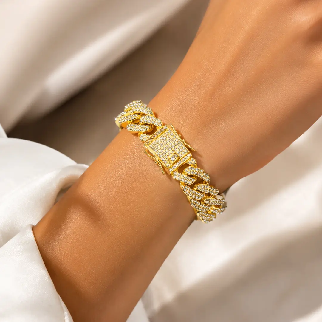 Iced Out Cuban Link Bracelet Gold Plated Rhinestone Pave Chunky Chain Hip Hop Jewelry Gift for Women Men