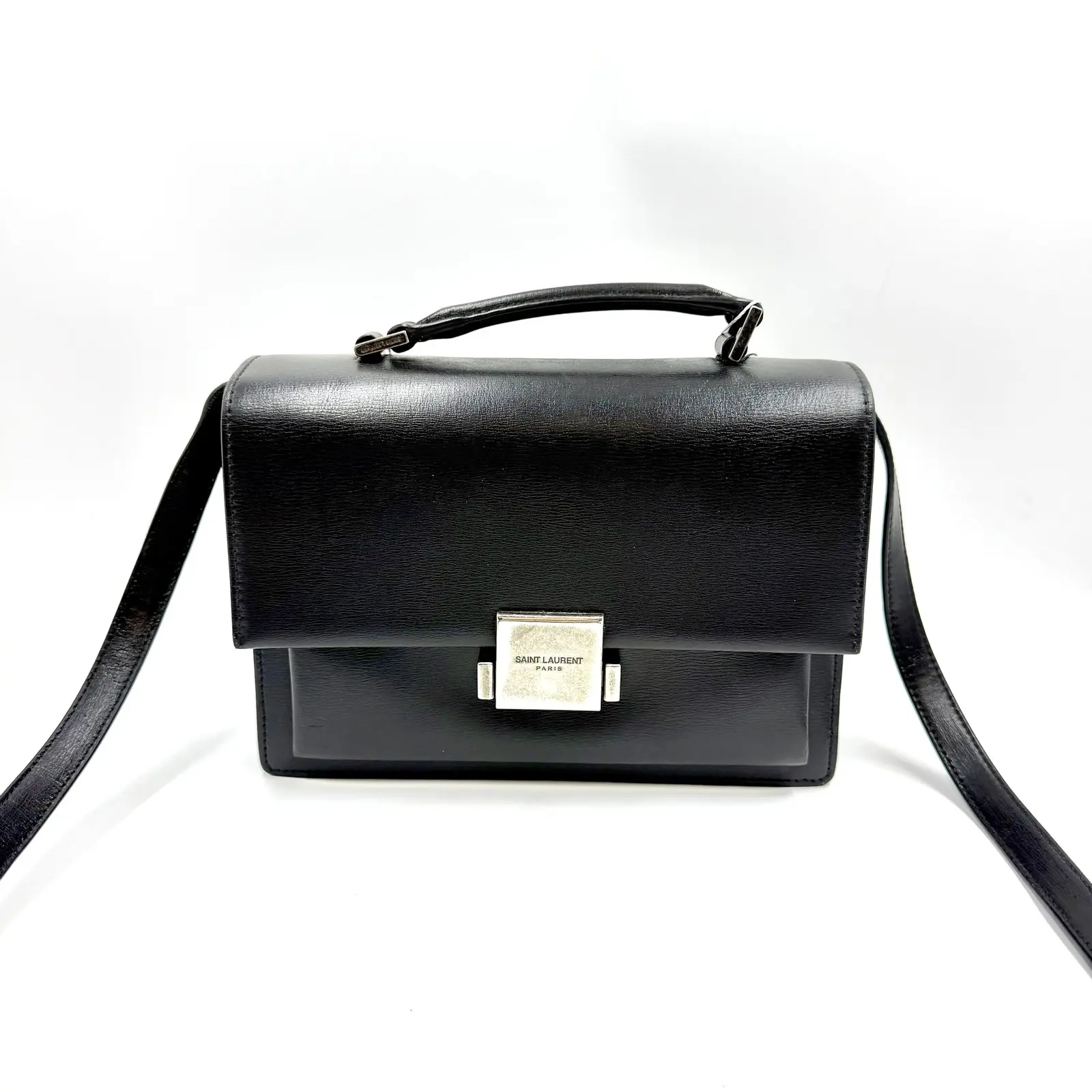 Pre-owned Yves Saint Laurent AS SHOWN Clutches & Wristlets HZ 3341 Saint Laurent YSL leather flap handbag 26.04.16