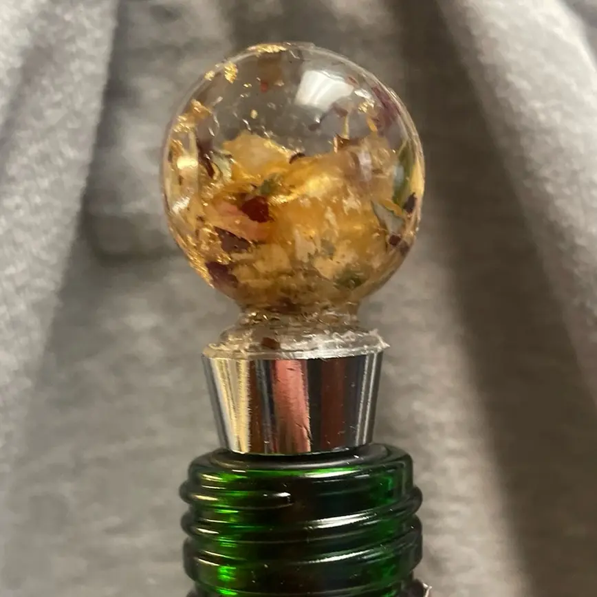Floral Wine Topper