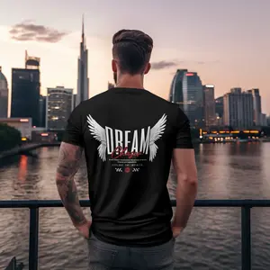 Dream Chaser graphic T-shirt
