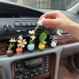 5PCS Mini Car Vase Set with Flowers – Cute Dashboard Decor & Essential Oil Diffuser