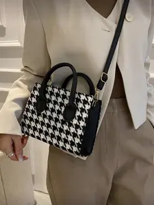Fashionable Houndstooth Print Handbag, Square Shape with Zipper Closure, Adjustable Shoulder Strap, Ideal Crossbody Bag for Women
