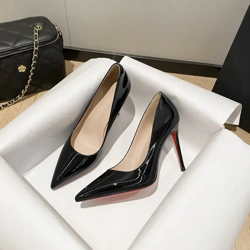 Black (patent leather 8cm)