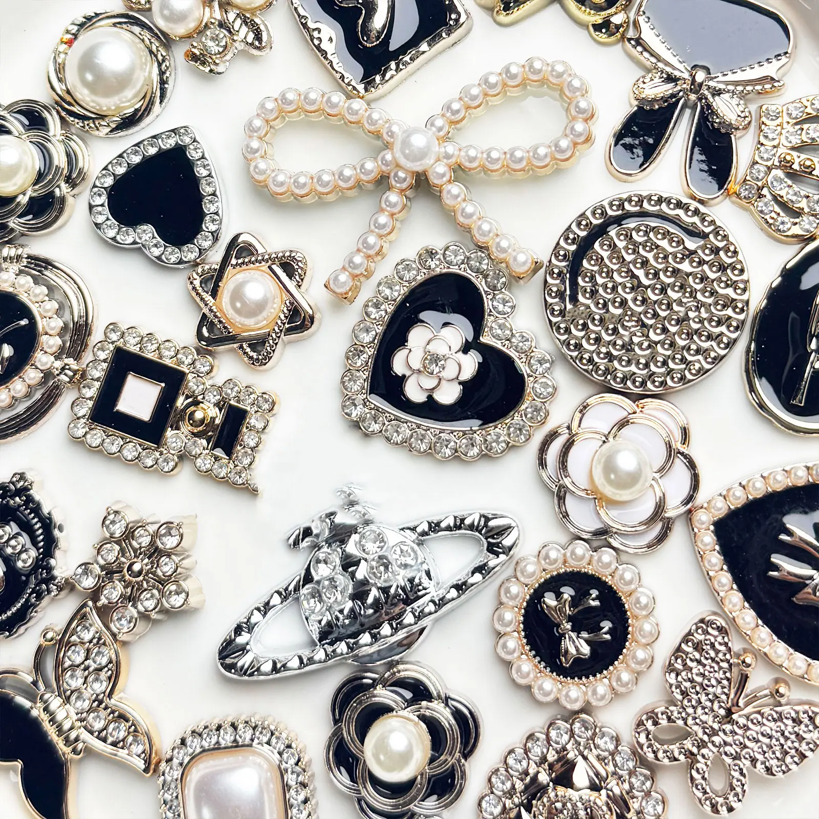 【NO Hole NOT Bead】Fancy Glitter Elegant Pearlylike Black Silver Gold Resin Charms Phone Case Making DIY Accessories Flatback Slim Fillings Home Decor Charms
