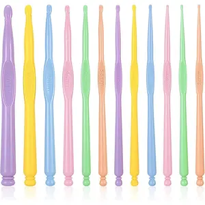24pcs Plastic Crochet Hooks Set 2.0mm - 10.0mm Ergonomic Crochet Hooks for Arthritic Hands Extra Long Colorful Yarn Crochet Needle DIY Yarn Weaving Tool for Beginner Crocheter Scarf Hat Glove Knitting