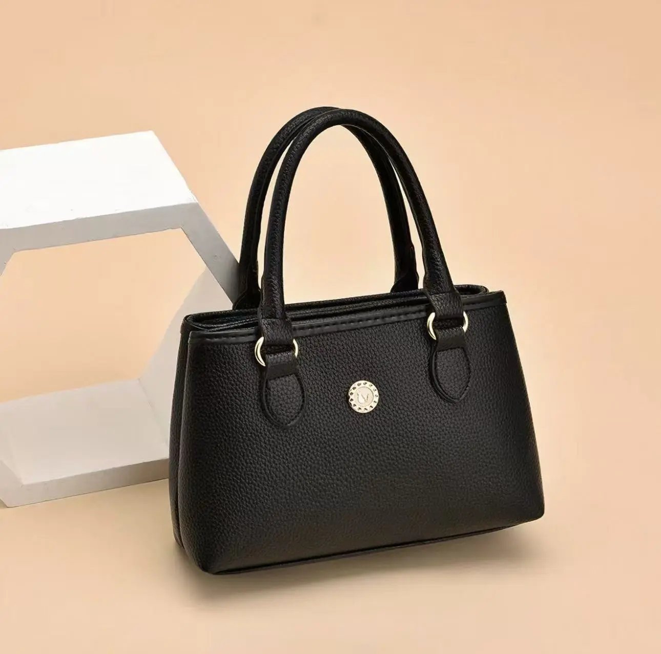 ‮ nottiuV siuoL  ‬Large Capacity Shopping Tote Bag