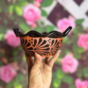 Relieve cazuelita salsera mediana  color terracota con negro Bowls Tableware