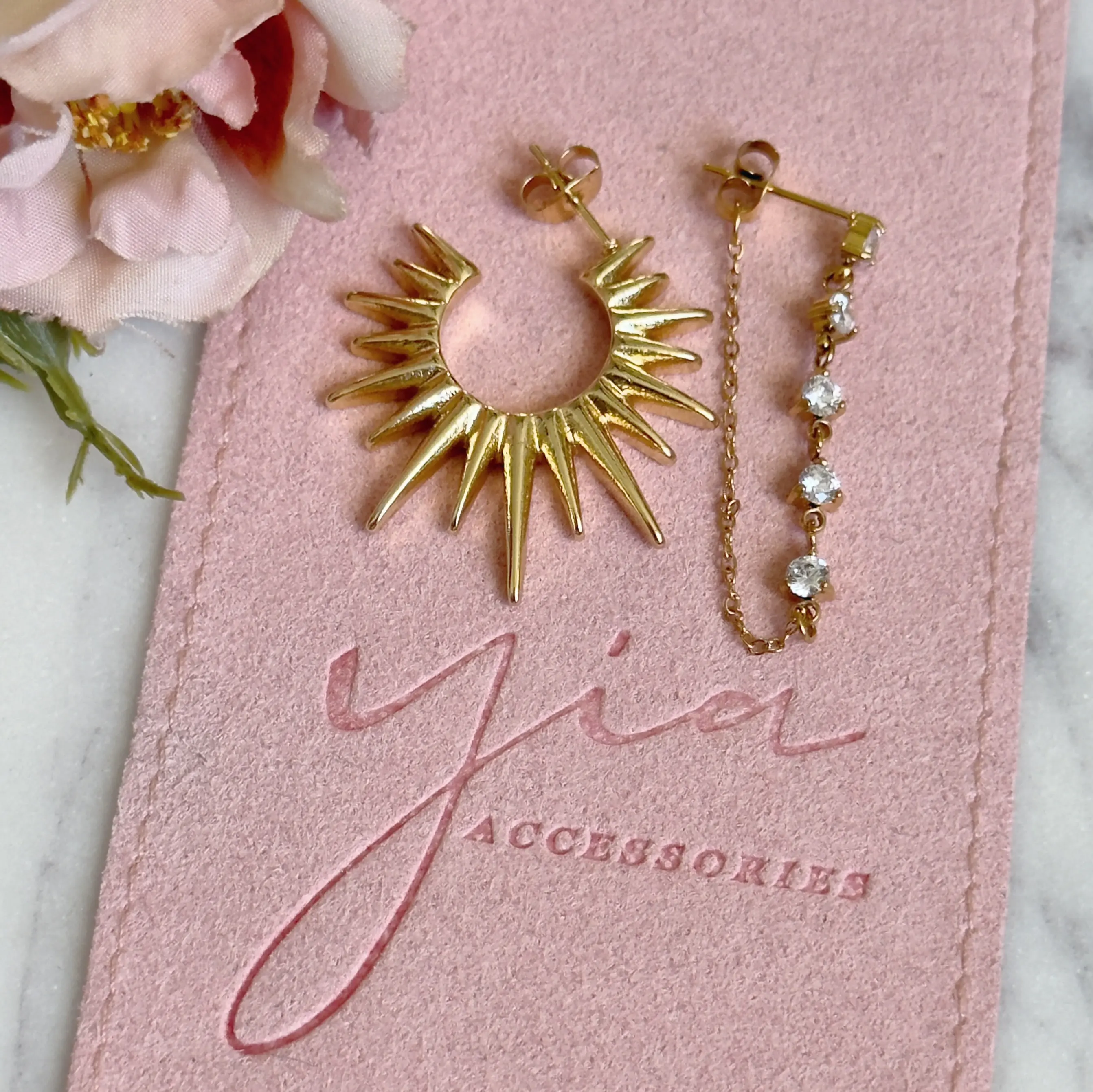 Mismatched Celestial Dangle Earrings for Women, Elegant Gold Tone Stainless Steel Moon and Star Jewelry, Durable for Any Occasion, Earrings For Decorative, Fashion Earrings
