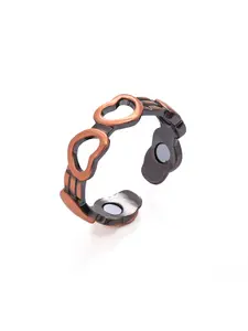 Popular antique red copper magnetic statement ring with hollow heart-shaped opening, adjustable size