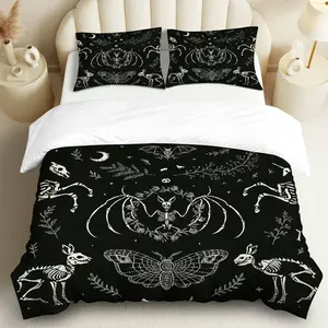 3PCS Duvet Cover Set, 1 Duvet+2 Pillowcases(Without filler), Skeleton Bat Moth Nature Dark theme, Halloween bedding set, Gothic Black Artistic Home Bed Room Decoration.