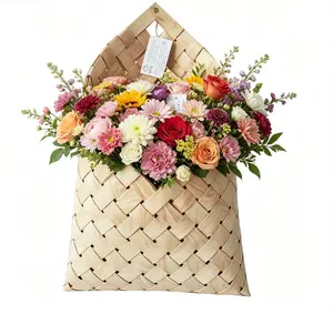 Handwoven Wood Slice Wall Hanging Basket, Medium Size Rustic Farmhouse Decor with Dragonfly, Garden & Home Decoration for Dried Flower Arrangement and Plant Storage