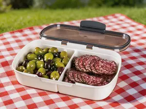 Split deli storage container with airtight silicone seal and writable lid for easy marking. Compact size, ideal for fresh food sorting and daily kitchen storage.