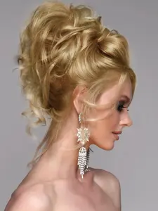 10 Inch Blonde Long Curly Claw Clip in Hair Bun, Natural Fluffy Soft Synthetic Hair Bun, Synthetic Hairpiece for Women & Girls, Hair Extensions