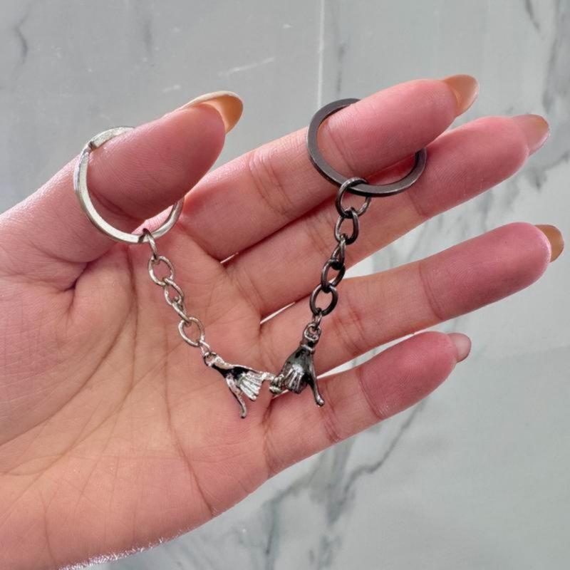 2PCS Pinky Promise Matching Keychains – Cute Symbolic Couple Gift Set for Couples and Best Friends, Trendy Daily Carry Charm, Durable Keepsake for Anniversary, Friendship, Everyday Use