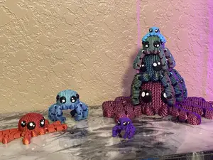 3d Printed Articulating Crotchet Spiders | Flexi Toy - Articulating Toy - Desk Toy - Desk Friend Multi Color - Crochet Spider