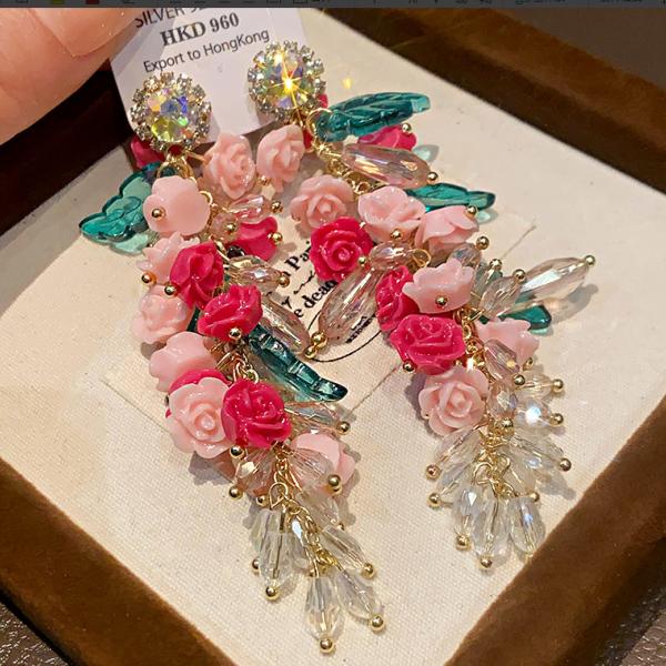 ANDKISS Pink Crystal Floral Tassel Statement Earrings — A High-End, Chic Design. Instantly "Instagrammable" and Perfect for Travel Photoshoots & Sightseeing Check-Ins. The Ultimate Gift Choice for Your Girlfriend or Best Friend.
