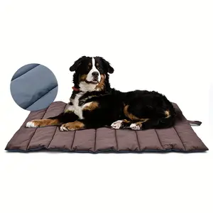Large Waterproof Travel Dog Mat - Antistatic, Hygienic, Foldable, Washable, and Easy to Clean - Perfect for Outdoor Adventures and Travel with Your Pet, 110 x 68 cm
