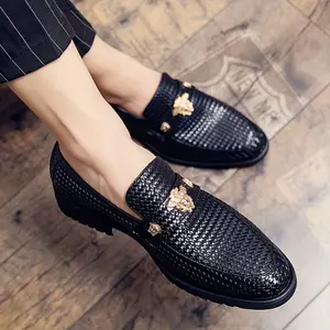 Men's Shoes Metal Buckle Loafers Pointed Toe Slip-On Leather Shoes Business Versatile Black Formal Shoes Flat Breathable Office Daily Casual Leather Shoes Loafers Women Footwear Comfortable Boy Slipon Pedal