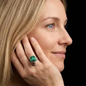 Natural raw stone and ore ring, Unique natural crystal ring ,natural raw stone for women ，fashionable and unique design with a sense of individuality