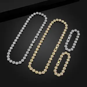 2PCS Luxurious Round Shape Cuban Chain Necklace & Bracelet Set, Unisex Hip Hop Style Hypoallergenic Exaggerated Shiny Cubic Zirconia Choker Jewelry Party, Proms, Music Festivals, And Holiday Wear Accessories Birthdays, and Special Occasions Gift