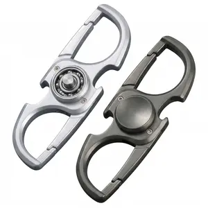 High-end metal pressure-relieving gyroscope, a three-in-one combination of bottle opener and keychain, a stress-relieving toy for relieving pressure in life, work and study