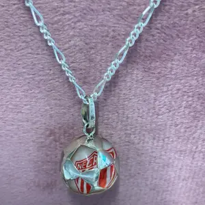 Necaxa Soccer Ball Necklace - Official Team Jewelry for Fans of Chivas, Monterrey, America, Queretaro, Tigres con cadena #20 de largo