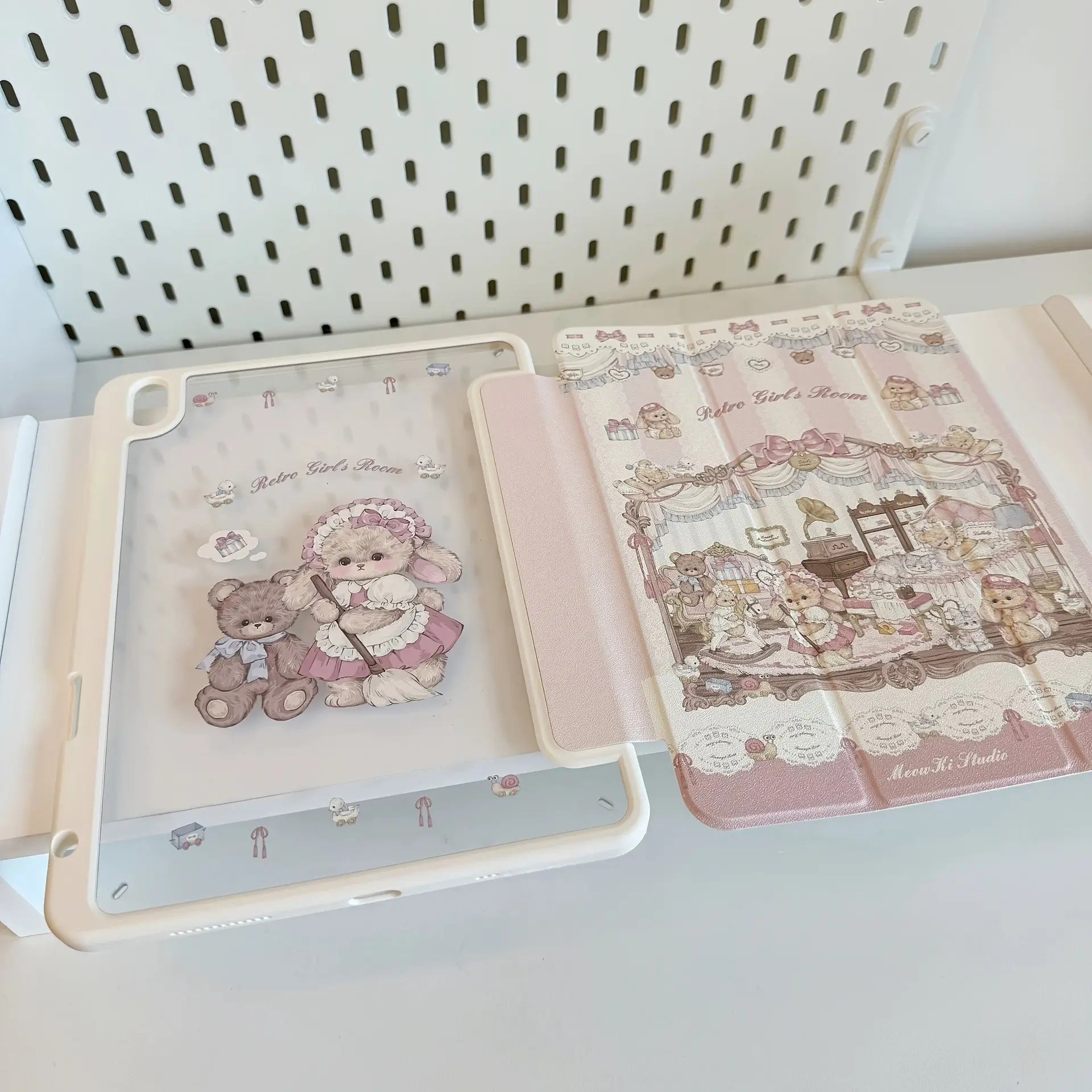 Cute Vintage Girl Room Style iPad Case with Pen Slot, Protective Tablet Cover, Cartoon Rabbit & Teddy Bear Aesthetic, Fits iPad 10 Gen, iPad Air 5/4, iPad Pro 11 Inch