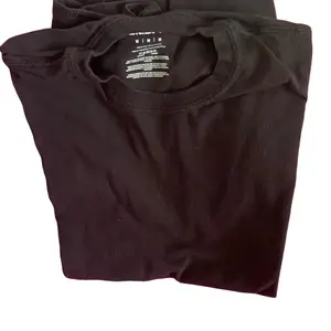 Formally known as “GLUECCI” in black.