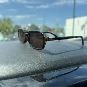 Unisex Vintage Sunglasses, Trendy Casual Sunglasses for Everyday Use, Fashion Accessories for Outdoor Activities