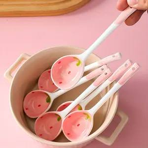 Strawberry Pattern Ceramic Spoon, Cute Ice Cream Hand-Painted Coffee Dessert Long Spoon, Kitchen Utensils, Suitable for Restaurant Kitchen Happy Eid Al-Fitr
