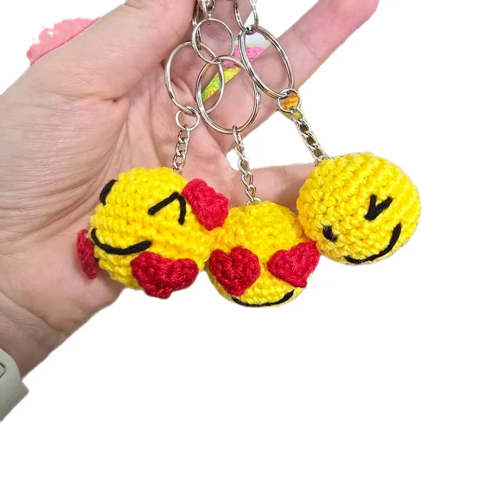 Cute Smiley Face Keychain, Hand-Woven Cotton Keyring with Tactile Feel, a Funny and Stylish Key Chain Accessory for Bags, Funny Keychain, Gift Keychain