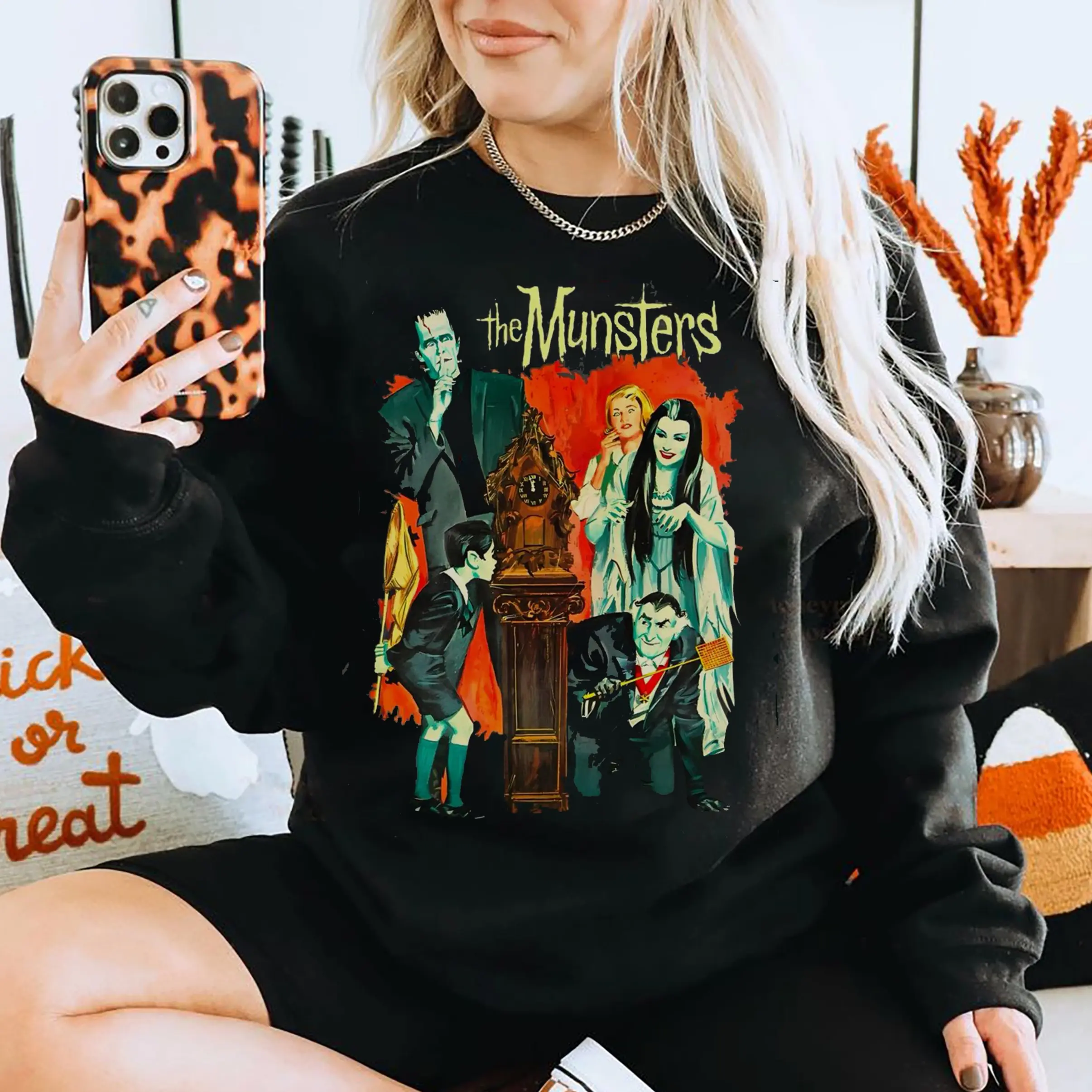 Munster Sweatshirt, Monster Shirt, Vintage Halloween Crewneck, Scary Movie Shirt, Retro Halloween Movie Oversized Sweatshirt, Munsters Shirt, Monsters Shirt