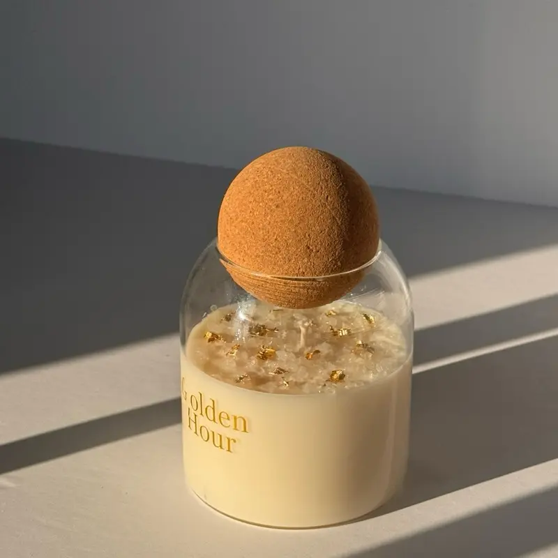 Golden Hour Candle – Cashmere Petals Scent. Handmade Luxury Candle