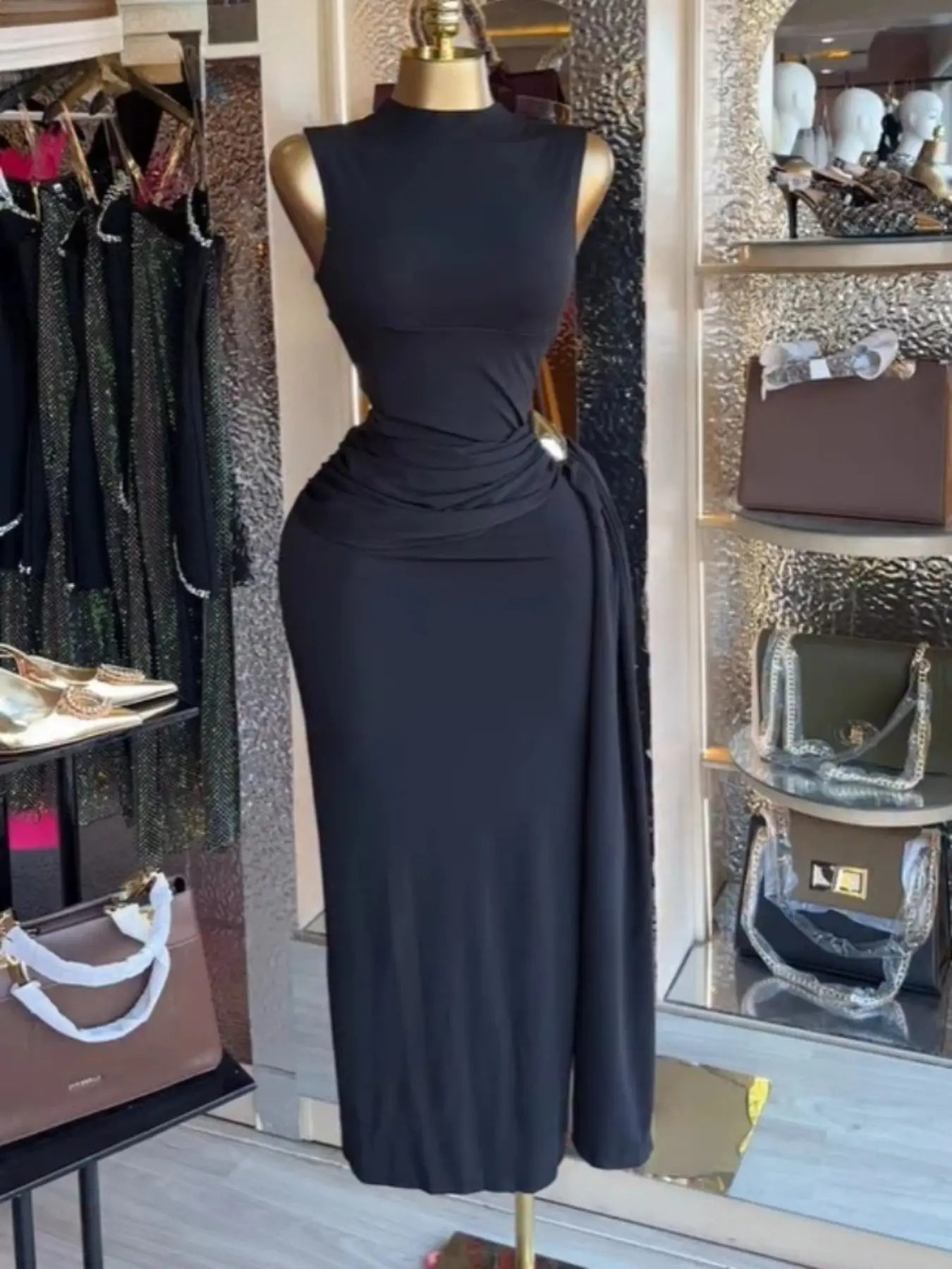 PULKRITU Elegant Classy Flattering Sleeveless Round Neck Layered Ruffle Woven Dress, Comfortable Spring Valentine's Day Party Wear, Formal Wear, Cocktail Birthday Party Gown Even Trendy Dresses Gown Evening Dresses