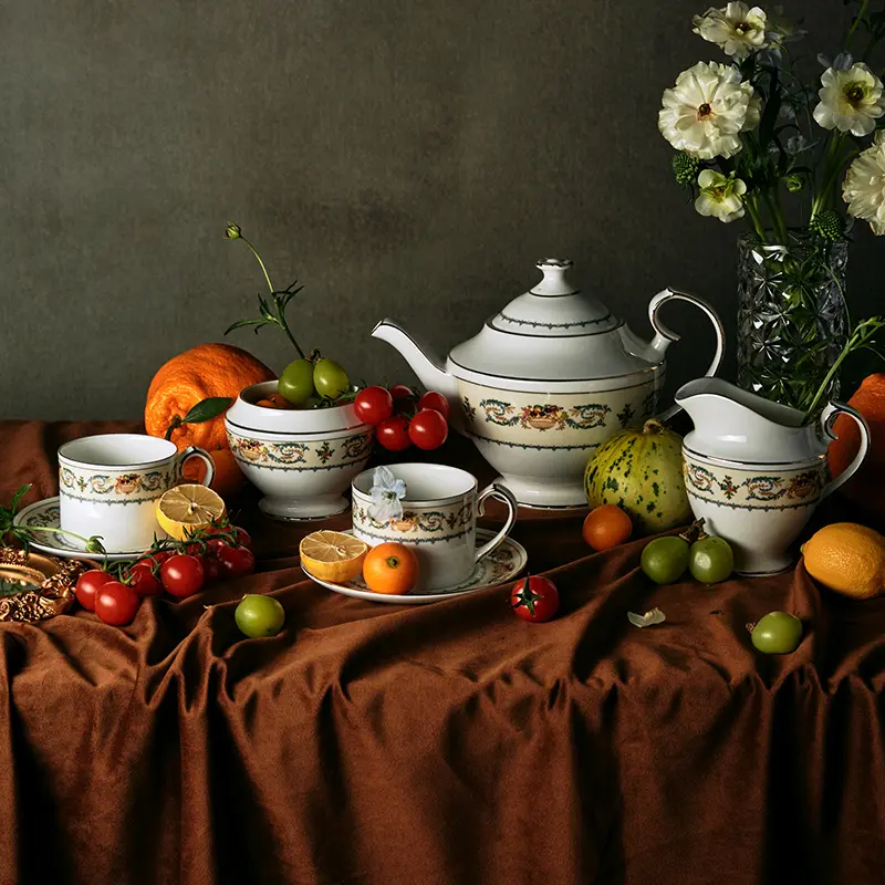 Aynsley British Fine Bone China Teapot & Tea Cup Set - 1200ml European Classic Luxury Kitchenware, Fruit-Themed, Scrollwork, Gilded Edges, Hand-Applied Gold, Ideal for Gifting to Loved Ones, Banquet Tabletop Use