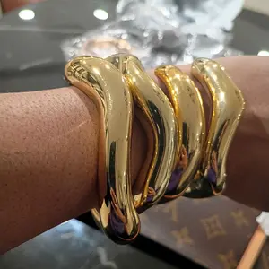 Herushka Bangels Statement Piece Vavavoom Jewelry Elegant Timeless Stylish Boss Lady Accessory Three-Piece Pack Eye-Catching Design