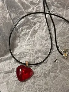 Heart Necklace for Women, Crystal Heart Pendant Choker Chain, Casual Geometric Style, Perfect Gift for Her, All-Season Jewelry