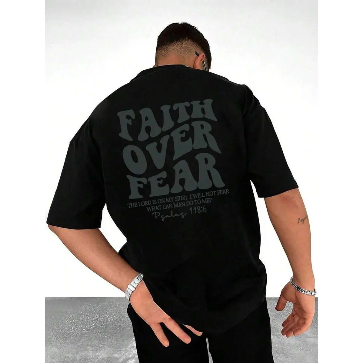 Men's Casual Round Neck Short-Sleeve T-Shirt - Sturdy Hem, Breathable Fabric Top for Commuting