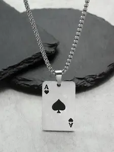 Creative Poker Hearts and Spades Ace Necklace Punk Hip-Hop Necklace Accessories Handsome Trendy Men Necklace Personality Niche Couple Pendant Necklace Gift