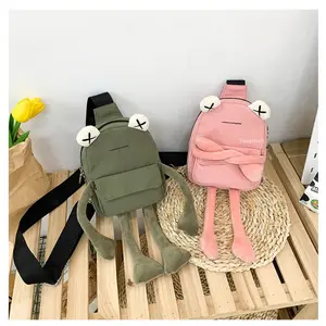 Cute 3D Frog Sling Bag, Funny Plush Animal Crossbody Chest Bag for Teens, Aesthetic Nylon Daypack for Casual Travel