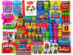 Mystery Candy Variety Pack – 30 Count Assorted Candy Mix, Surprise Candy Bundle with Sour, Gummy, Chewy & Novelty Candies, Party Favors, Candy Box, Gift for Kids, Teens & Candy Lovers