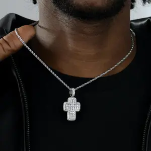 Cross Pendant for Women Men, Iced Out Cubic Zirconia Charm 3mm Rope Chain Necklace, 18/20/22/24/26, Hiphop Religious Jewelry, Gift