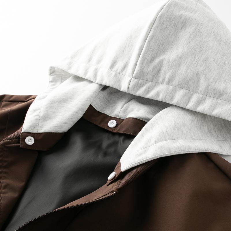 Men's Simple Contrasting Color Hooded Bomber Jacket Delicate Smooth Fabric Three Dimensional Tailoring Trendy Commuting Style Light Social Adaptation Personalized Versatile Model