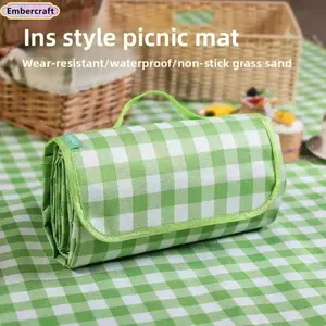 Women’s Outdoor Picnic Mat – Waterproof Foldable Blanket, Thick & Durable Travel Mat for Beach, Camping, Hiking, Family Picnic, Portable Outdoor Essential, Easy Carry Blanket for Travel & Leisure